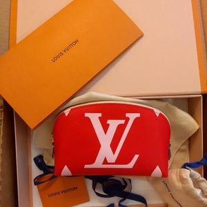 Louis Vuitton M67694 Giant Monogram Cosmetic Rouge